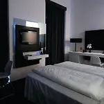 One Siracusa Wellness & 4*