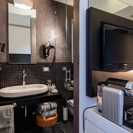 One Siracusa 4*