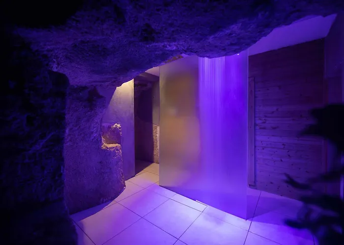 호텔 One Siracusa Wellness & 4*